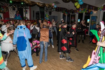 Bild 445 - Jugend Latuff